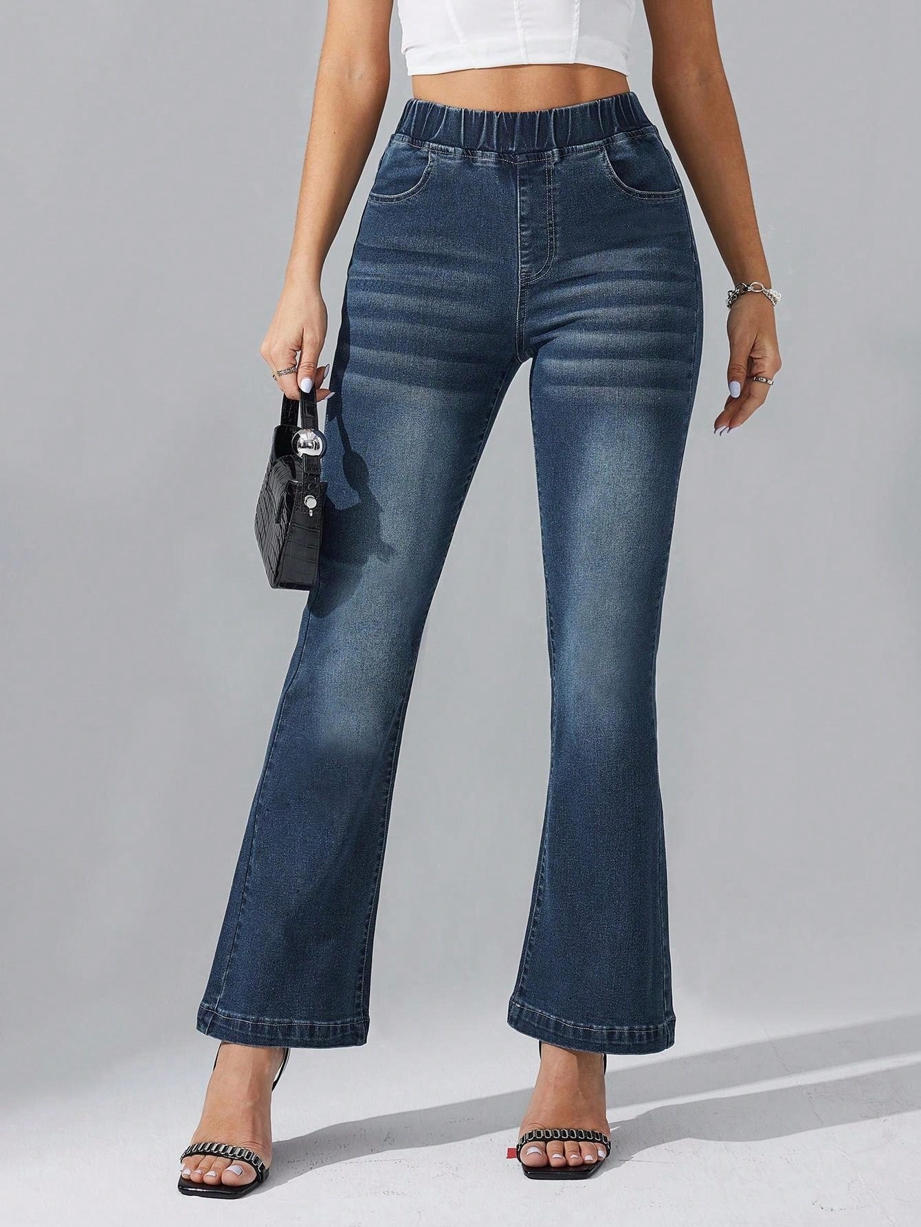 Women's Medium-Stretch Denim Jeans – Style 2309