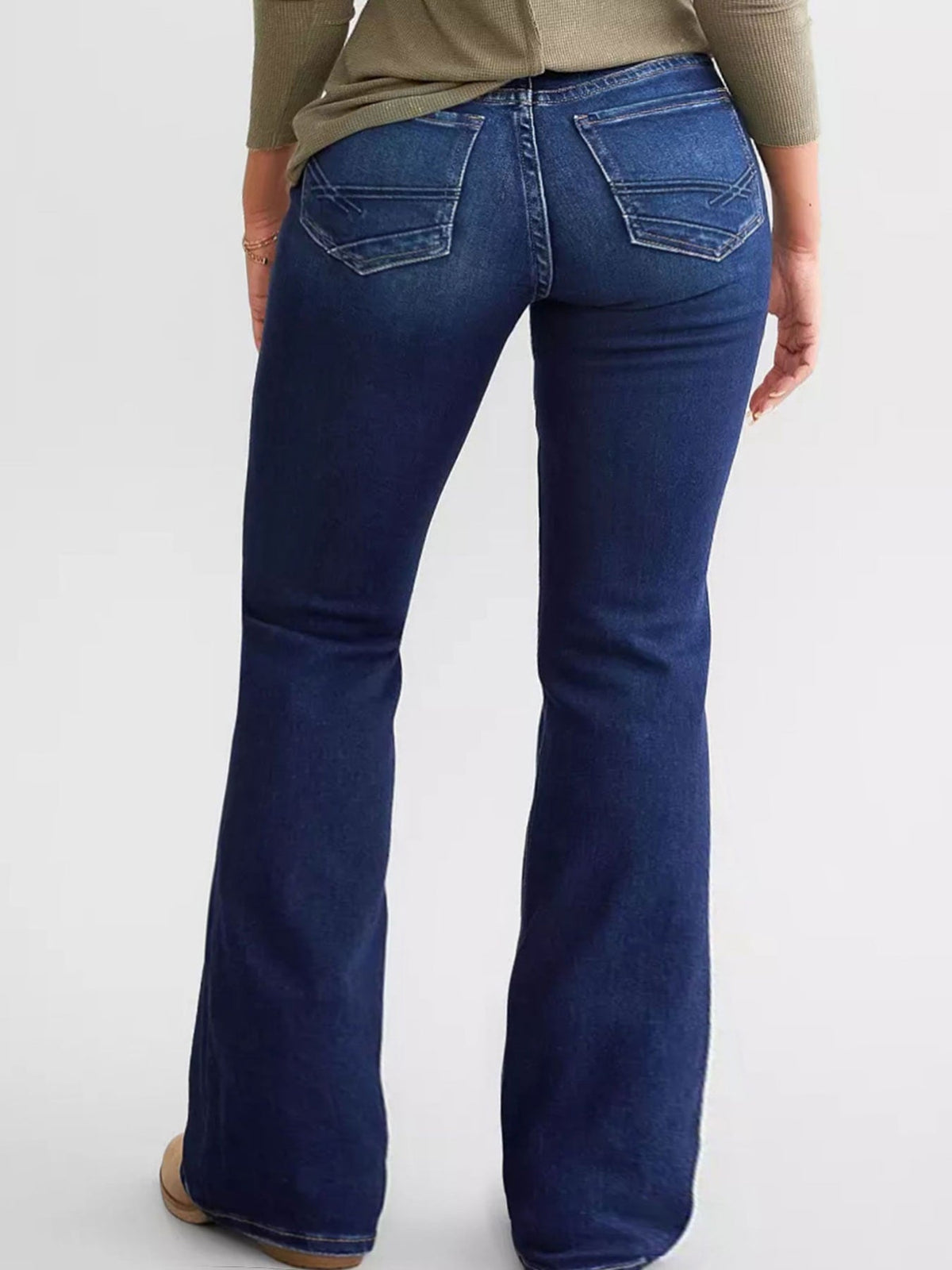 Women's Medium-Stretch Denim Jeans ¨C Style 2405