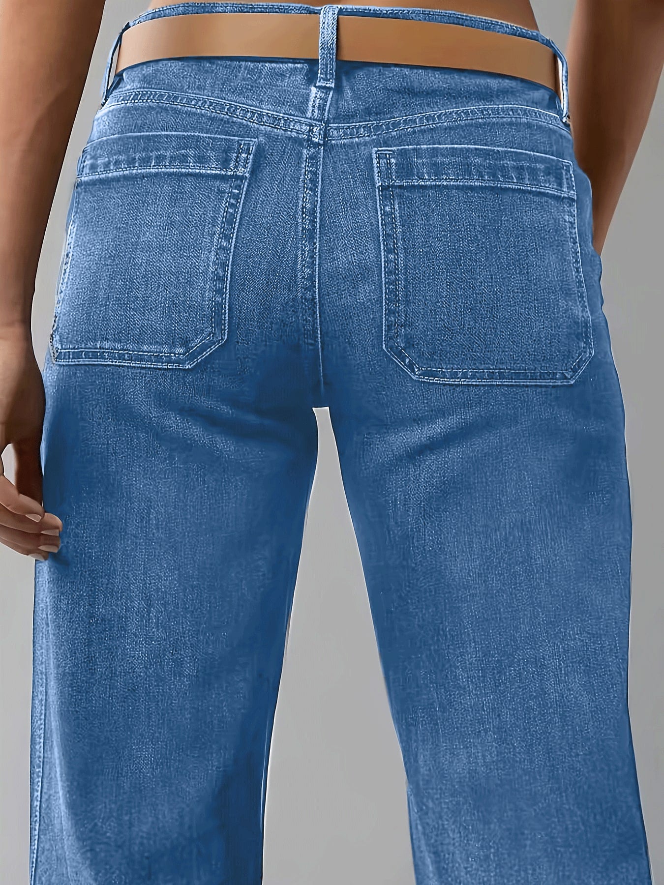 Women's Medium-Stretch Denim Jeans – Style 2599