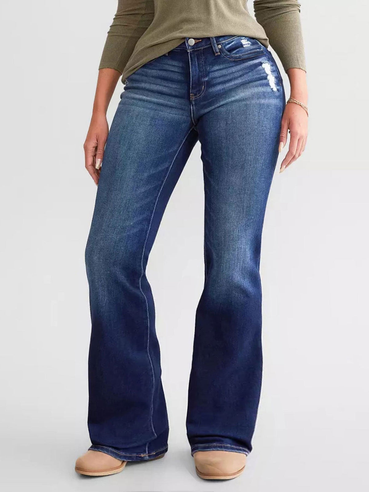Women's Medium-Stretch Denim Jeans ¨C Style 2405