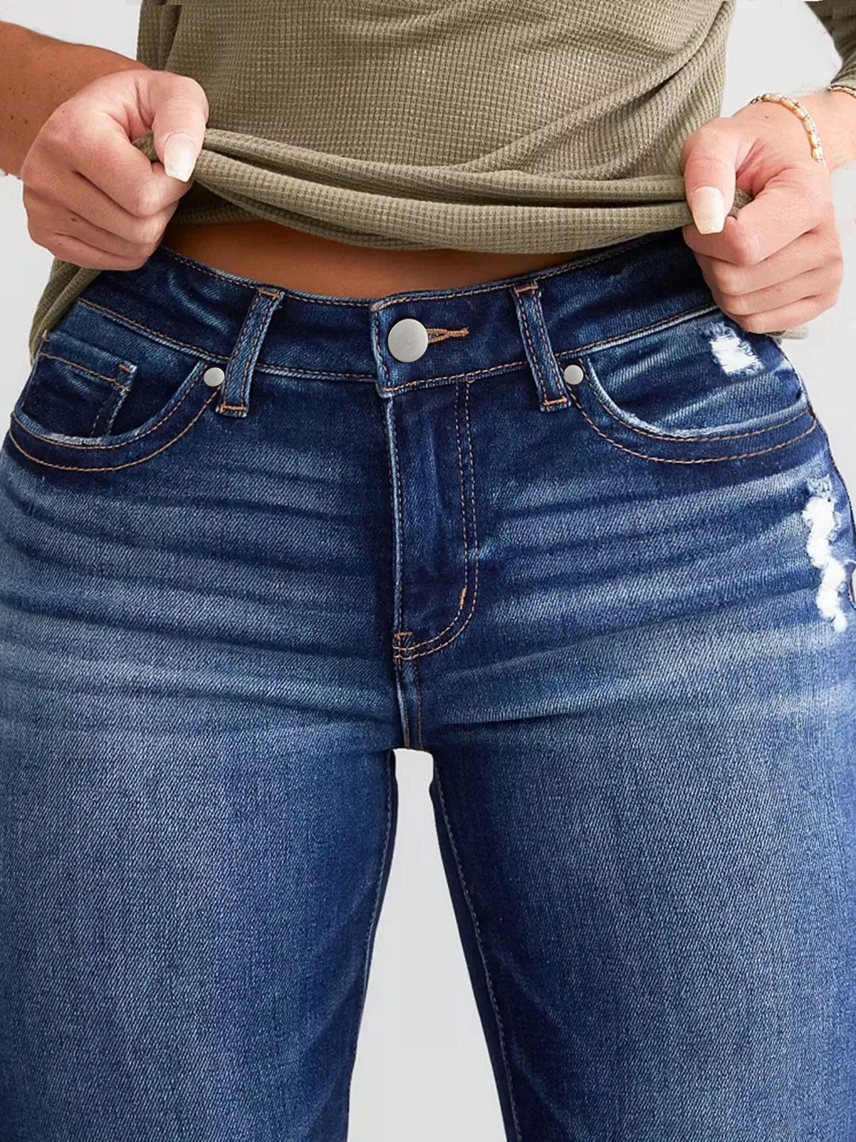 Women's Medium-Stretch Denim Jeans ¨C Style 2405